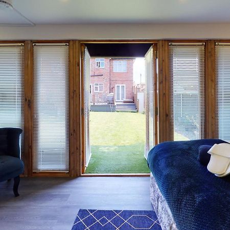 Cosy 1 Bed Garden Lodge Close To Nottingham City Centre - Free Parking & Wifi Ngoại thất bức ảnh