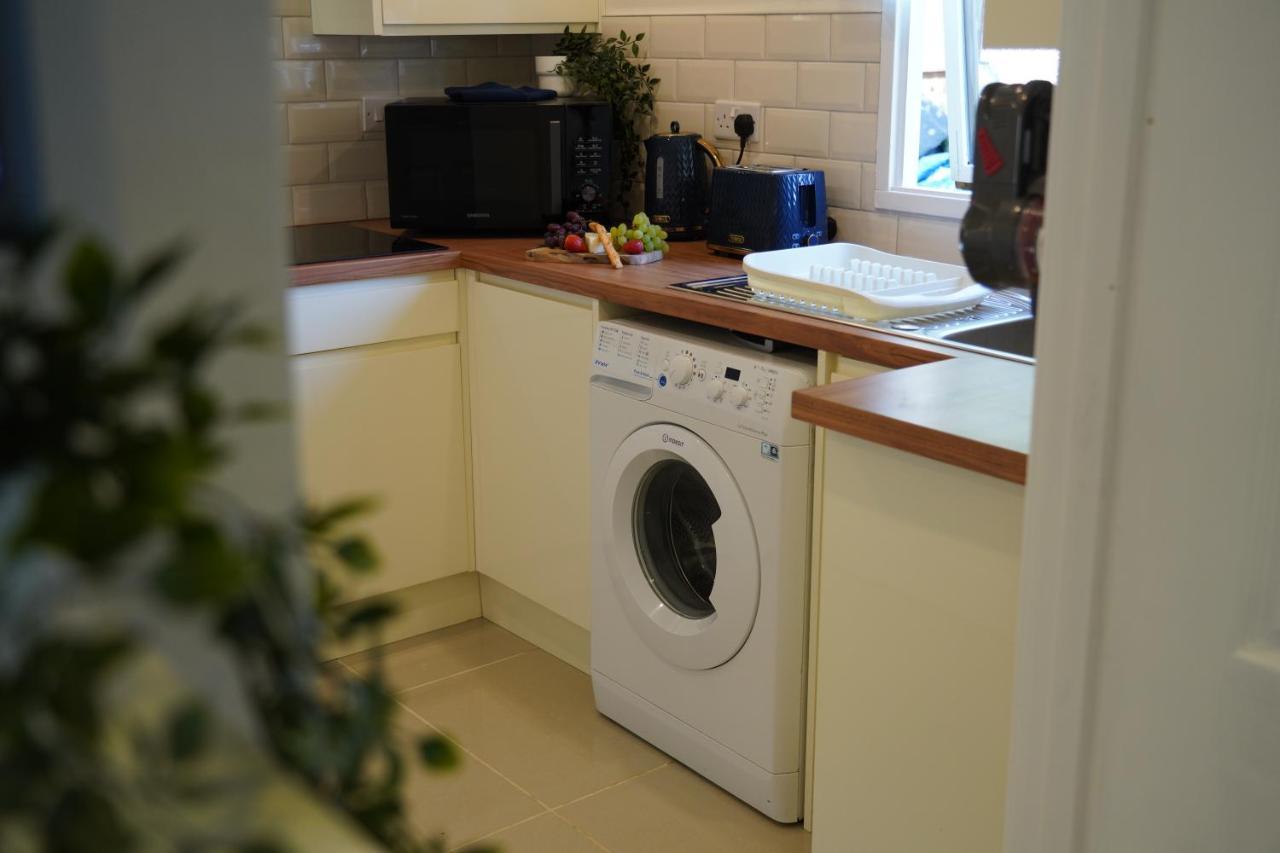 Cosy 1 Bed Garden Lodge Close To Nottingham City Centre - Free Parking & Wifi Ngoại thất bức ảnh